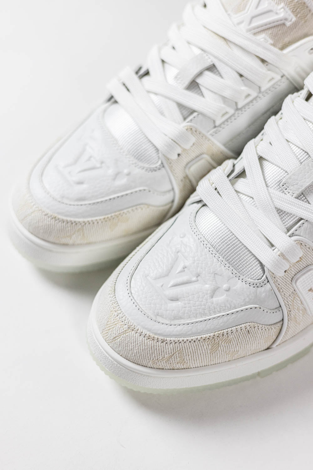 Louis Vuitton LV Trainer Beige Monogram Demin