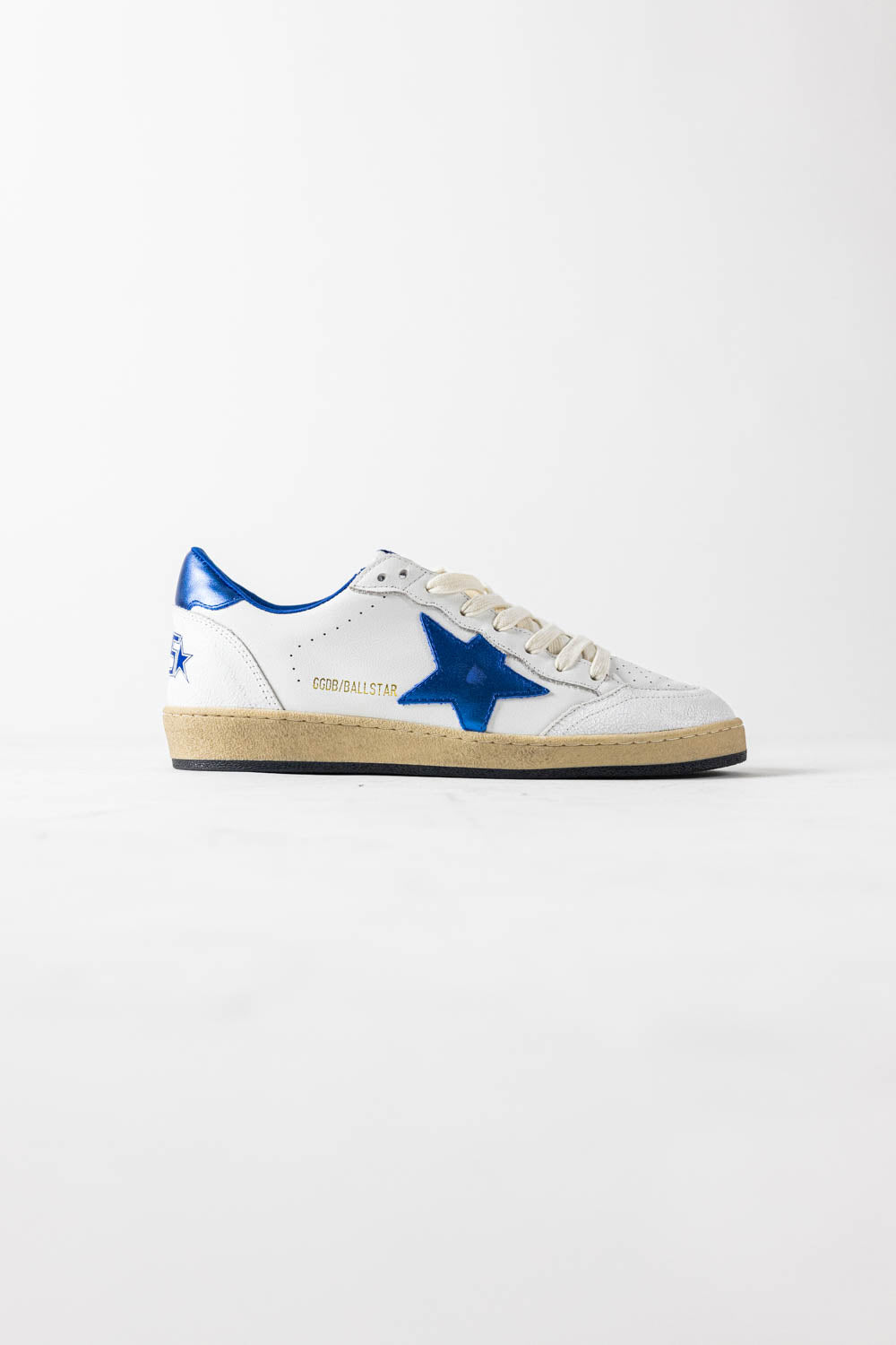 Golden Goose Ball Star in white nappa leather with a blue star and heel