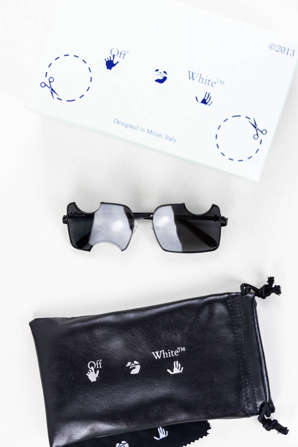 Off-White Cady cut-out rectangular-frame sunglasses Black / Black
