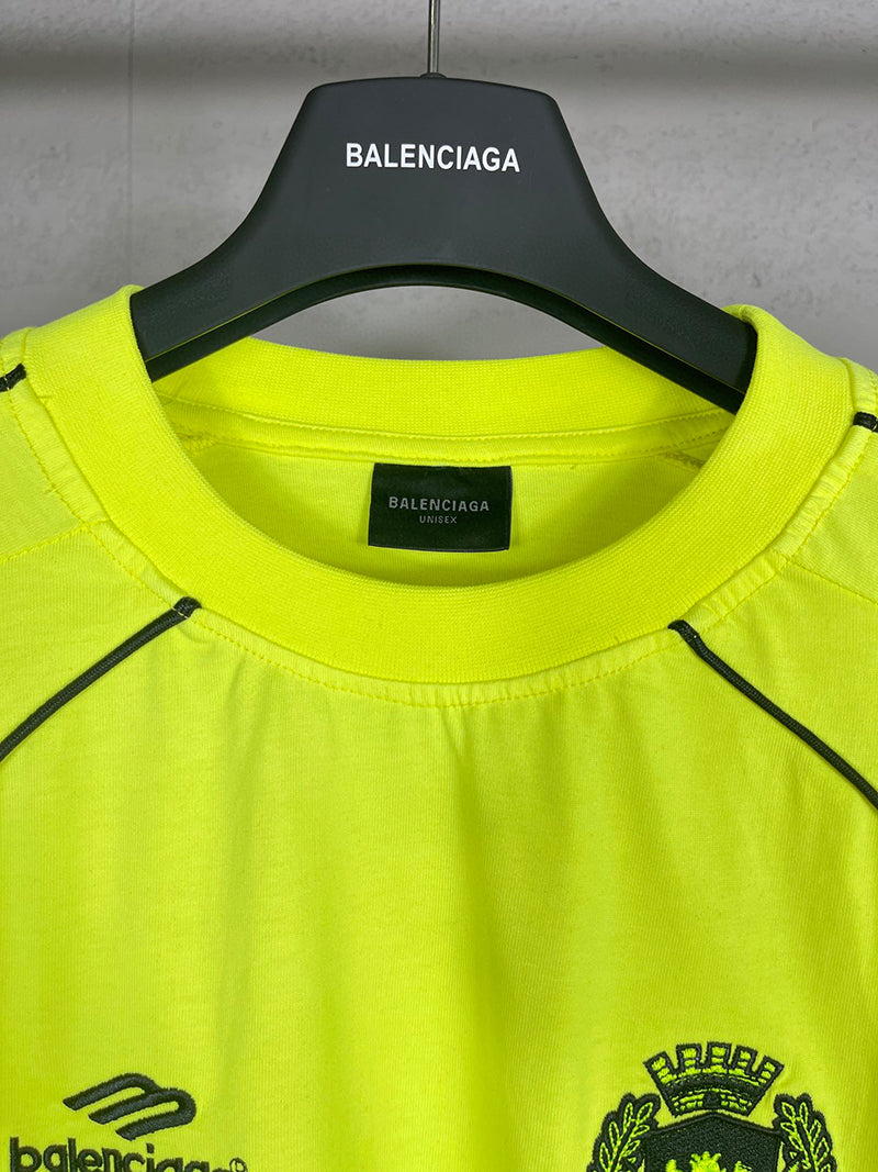 Balenciaga Men's oversized yellow Paris soccer t-shirt