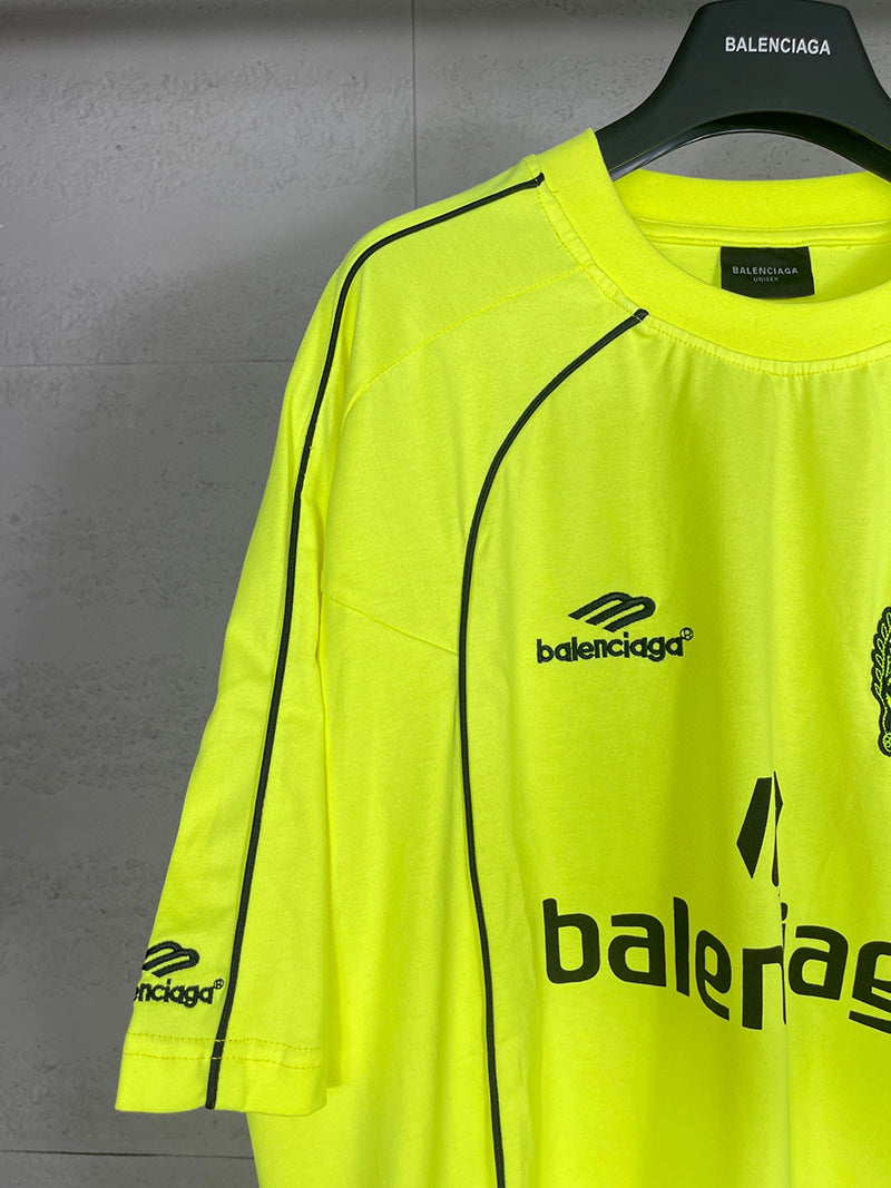 Balenciaga Men's oversized yellow Paris soccer t-shirt