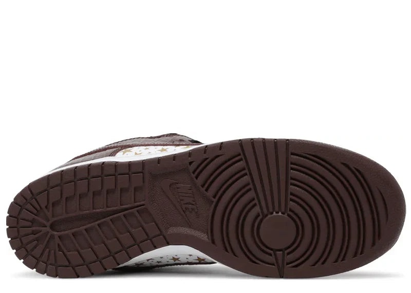 Nike SB Dunk Low Supreme Stars Barkroot Brown