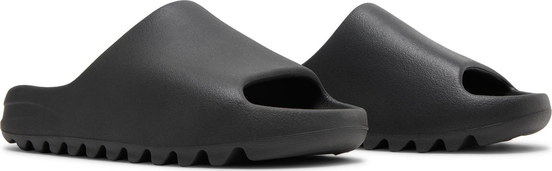 Yeezy Slides 'Onyx'