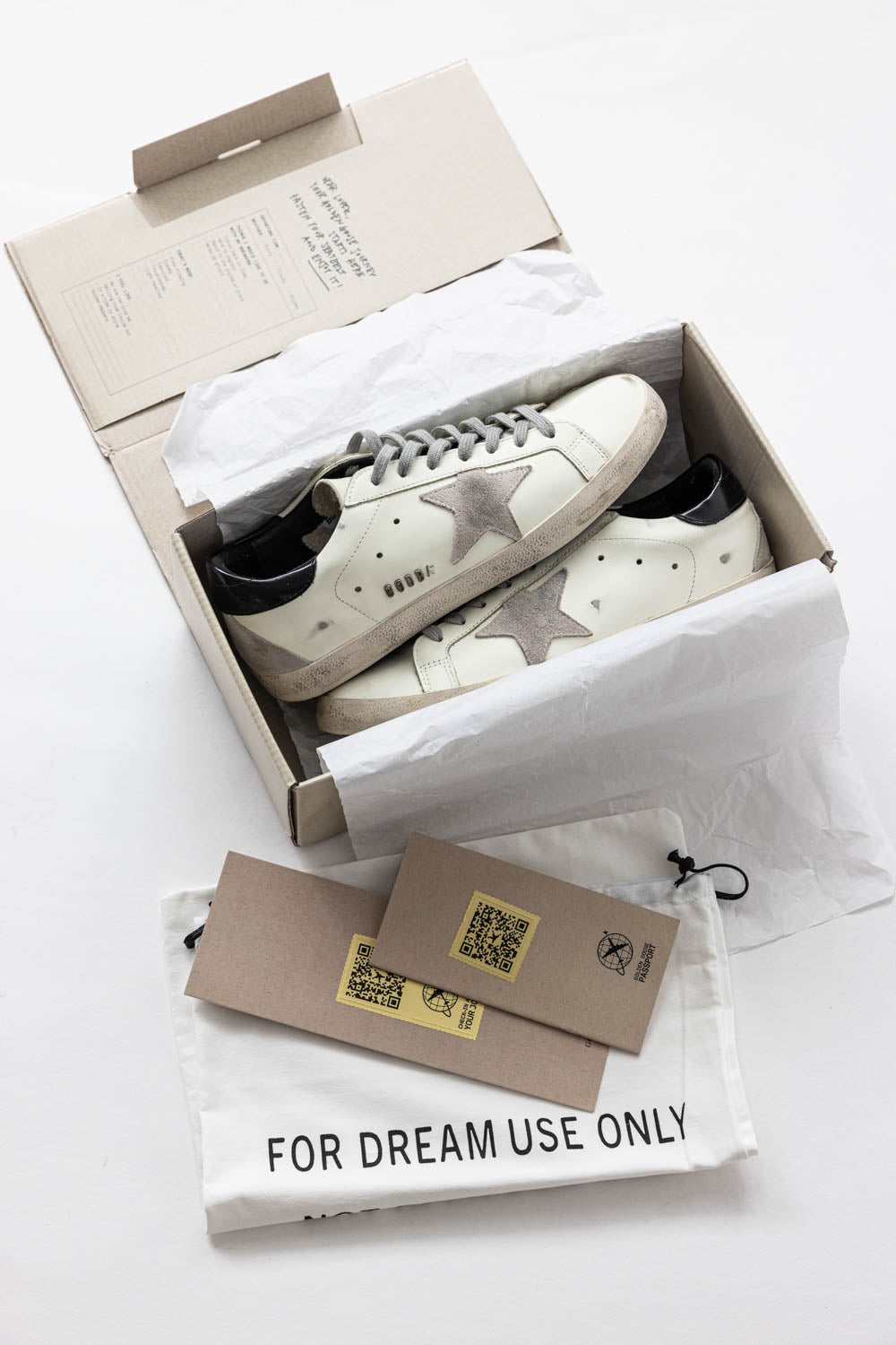 Golden Goose Super-Star Low White/Black