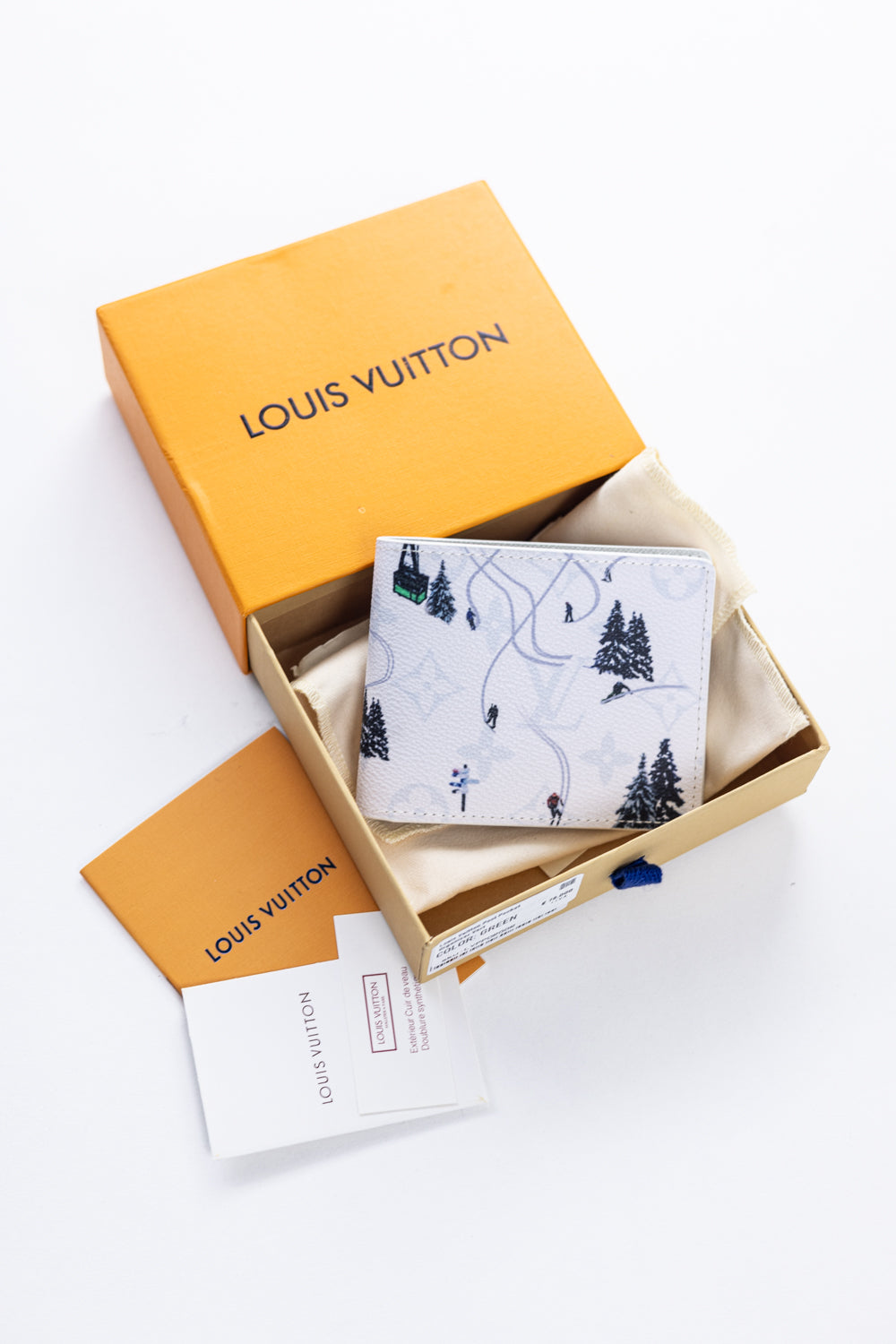 Louis Vuitton Slender Wallet White