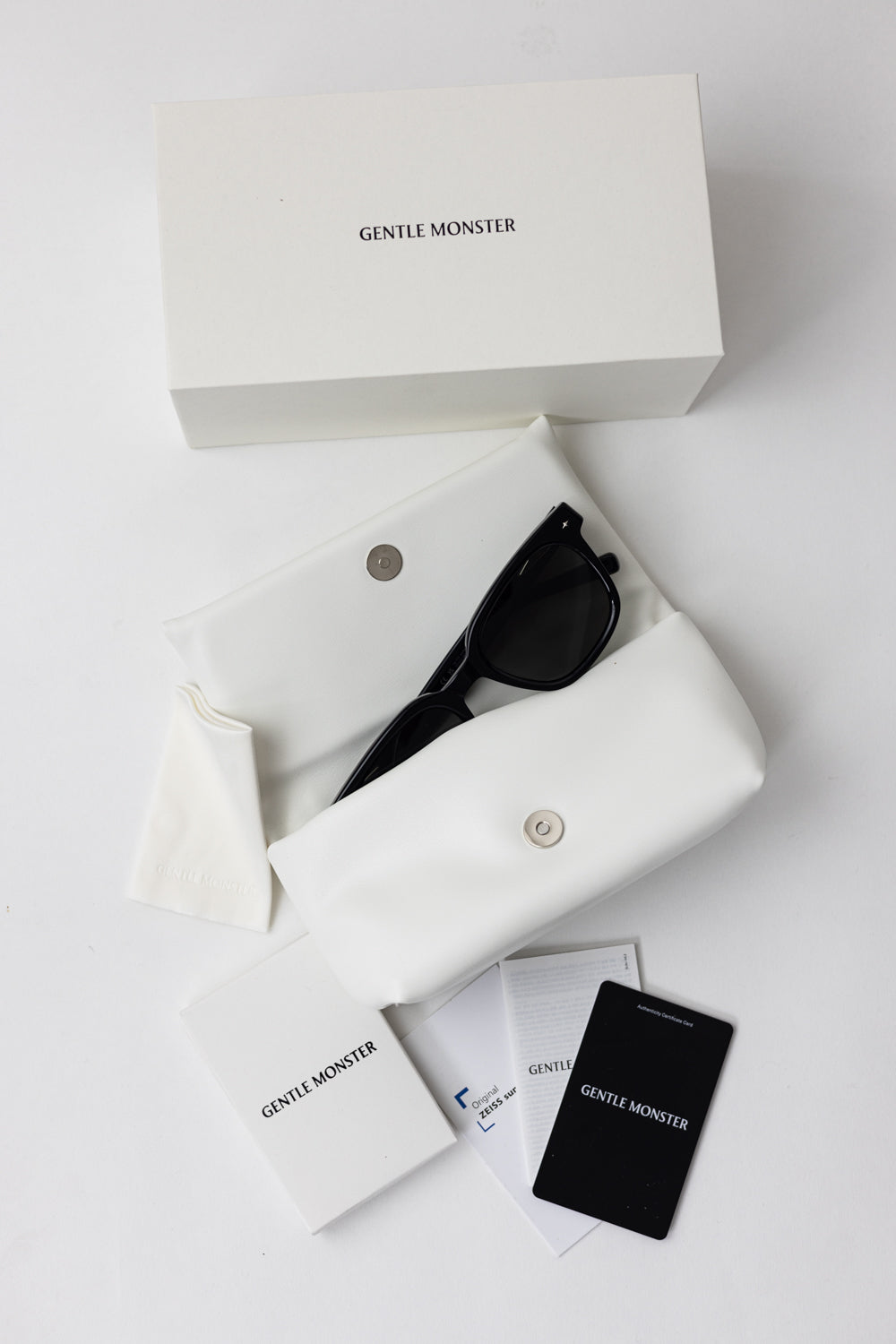Gentle Monster Alto 01 Sunglasses Black