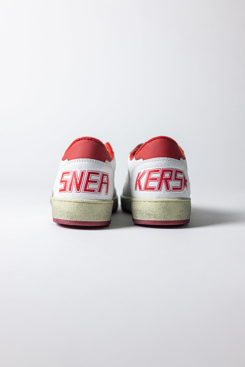 Golden Goose white leather Ball-Star shoe with star and red heel