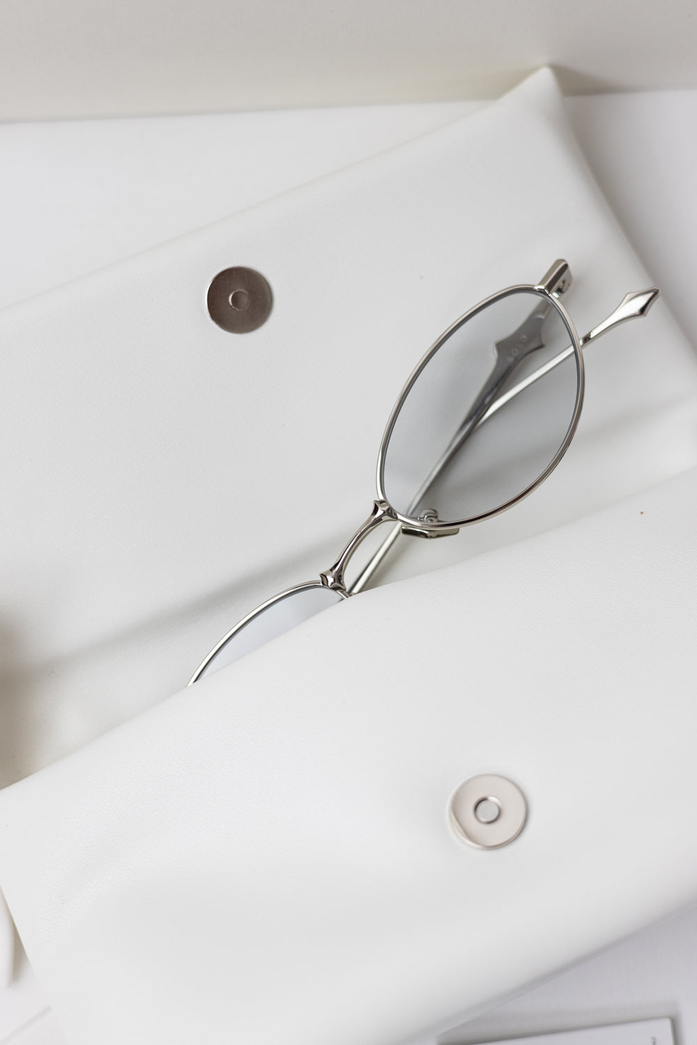 Gentle Monster Eden 02(GM) Silver/Grey