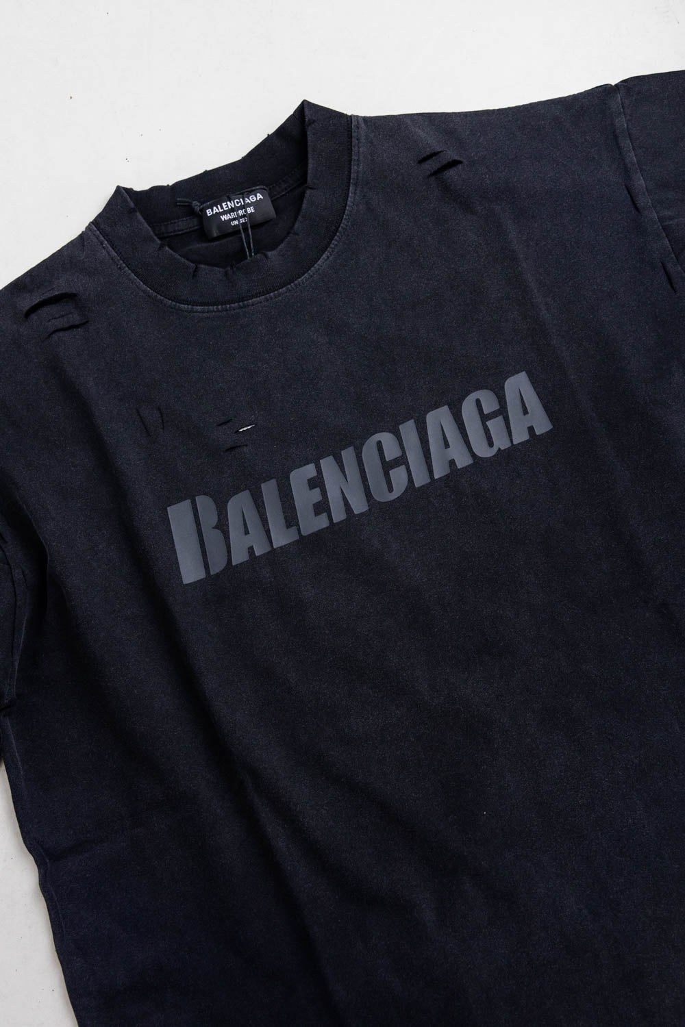 Balenciaga Caps Destroyed Flatground T-shirt Black