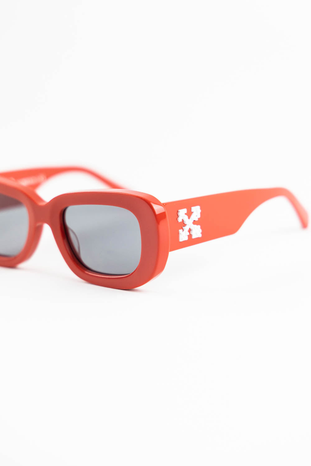 Off-White Carrara 50MM Oval Sunglasses Red