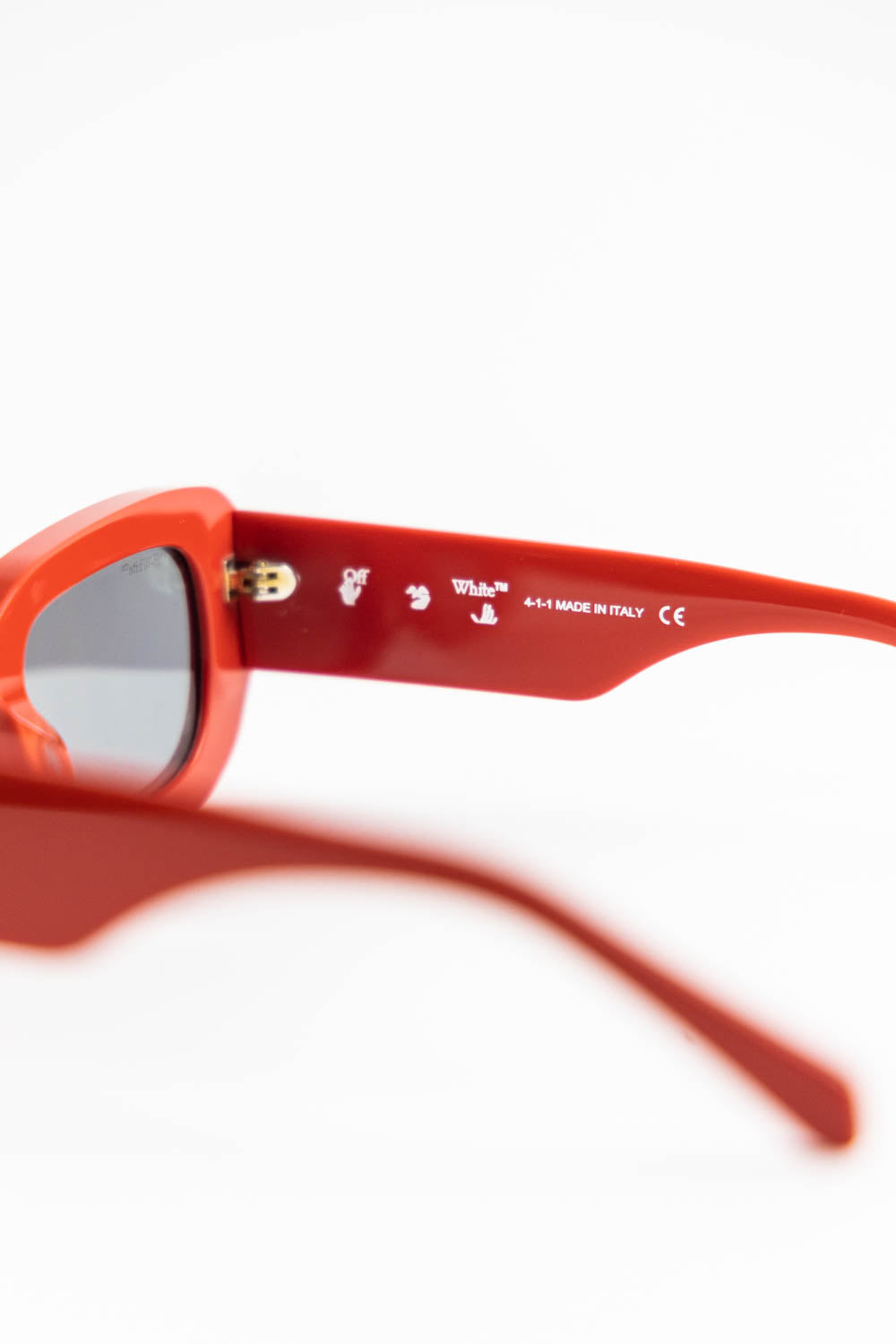 Off-White Carrara 50MM Oval Sunglasses Red