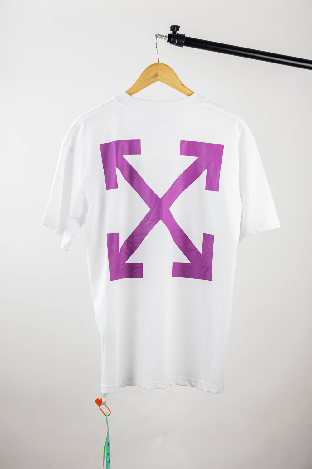 OFF-WHITE Arrow Caravaggio St Fran Slim Tee White