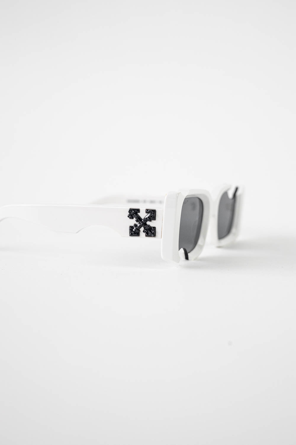 Off-White Cady Acetate 142mm Rectangular Sunglasses - White