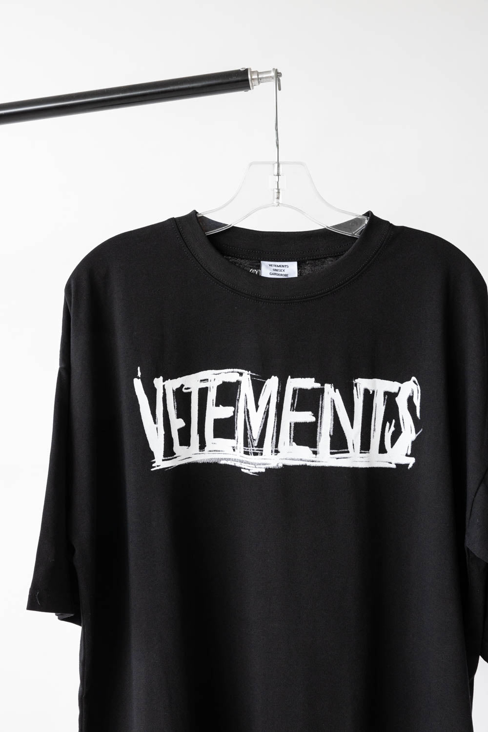 VETEMENTS World Tour cotton T-shirt