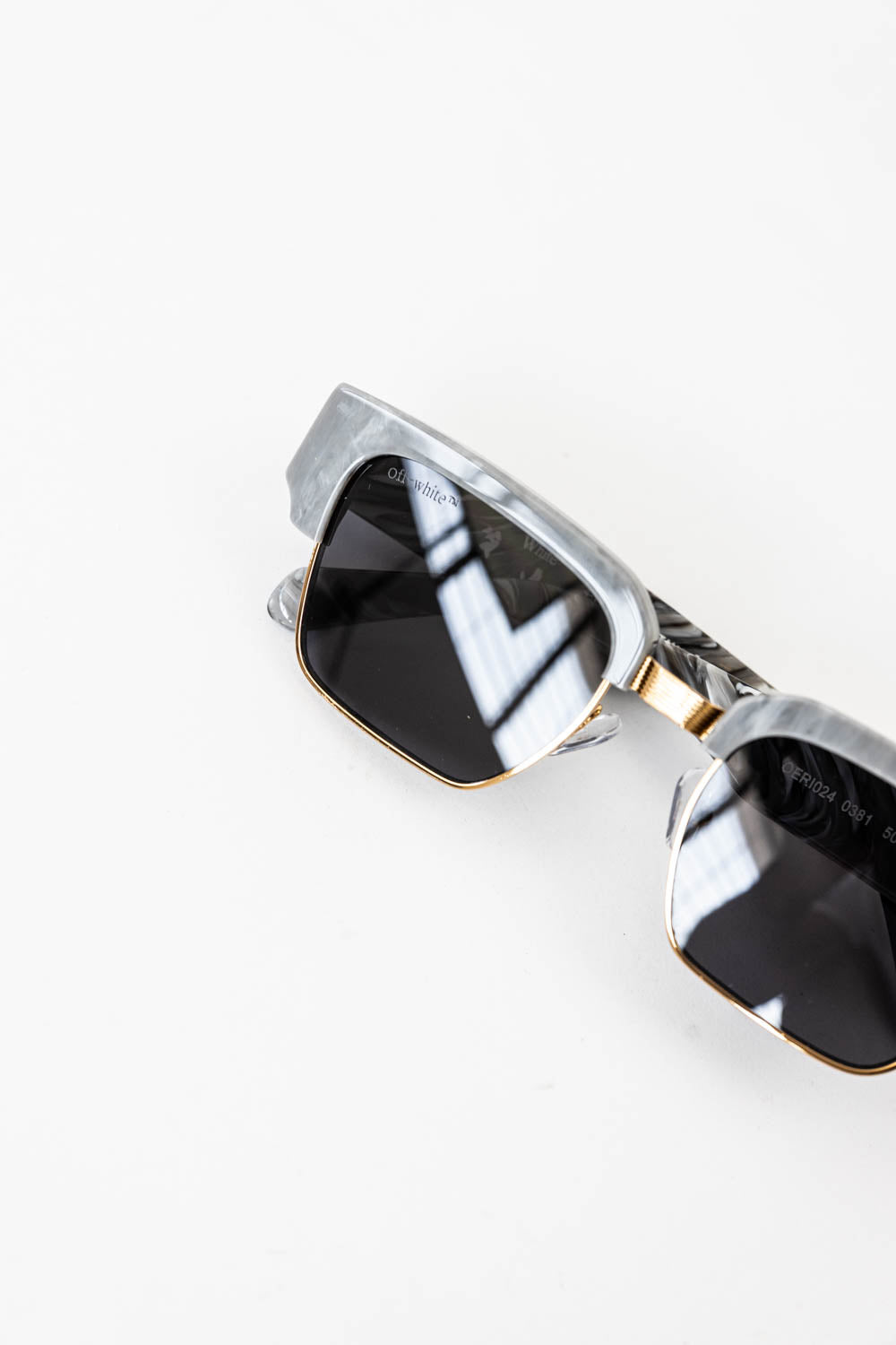 OFF-WHITE Washintong Sunglasses Black/Grey