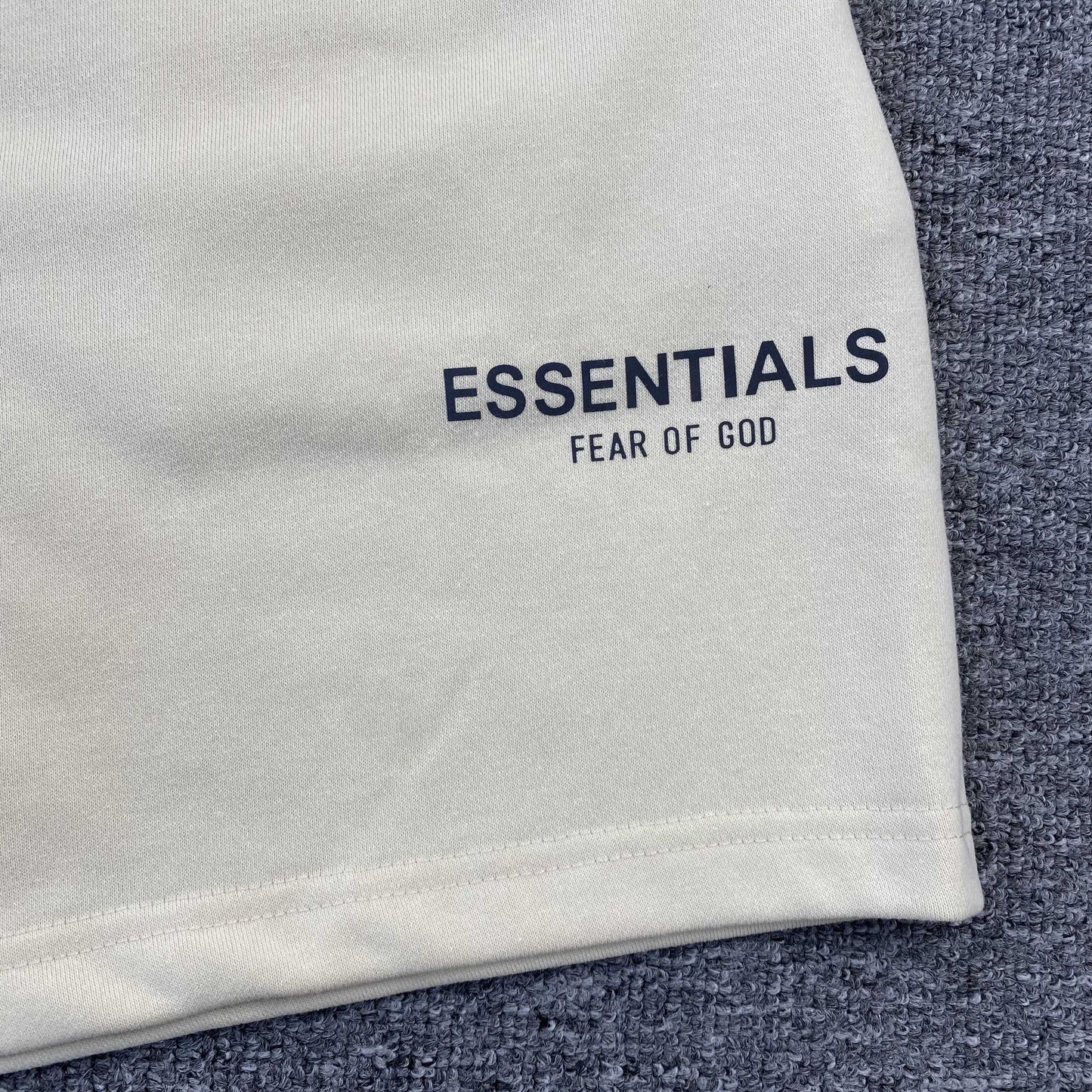 Fear of God Essentials Short 'White'