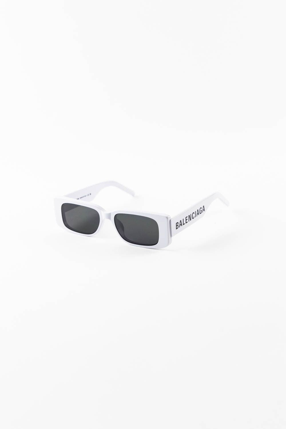 Balenciaga Eyewear rectangle-frame tinted sunglasses White