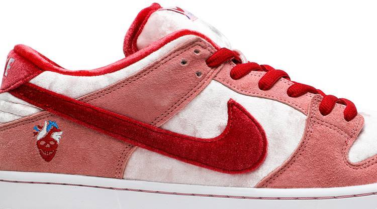 StrangeLove x Dunk Low SB 'Valentine's Day'