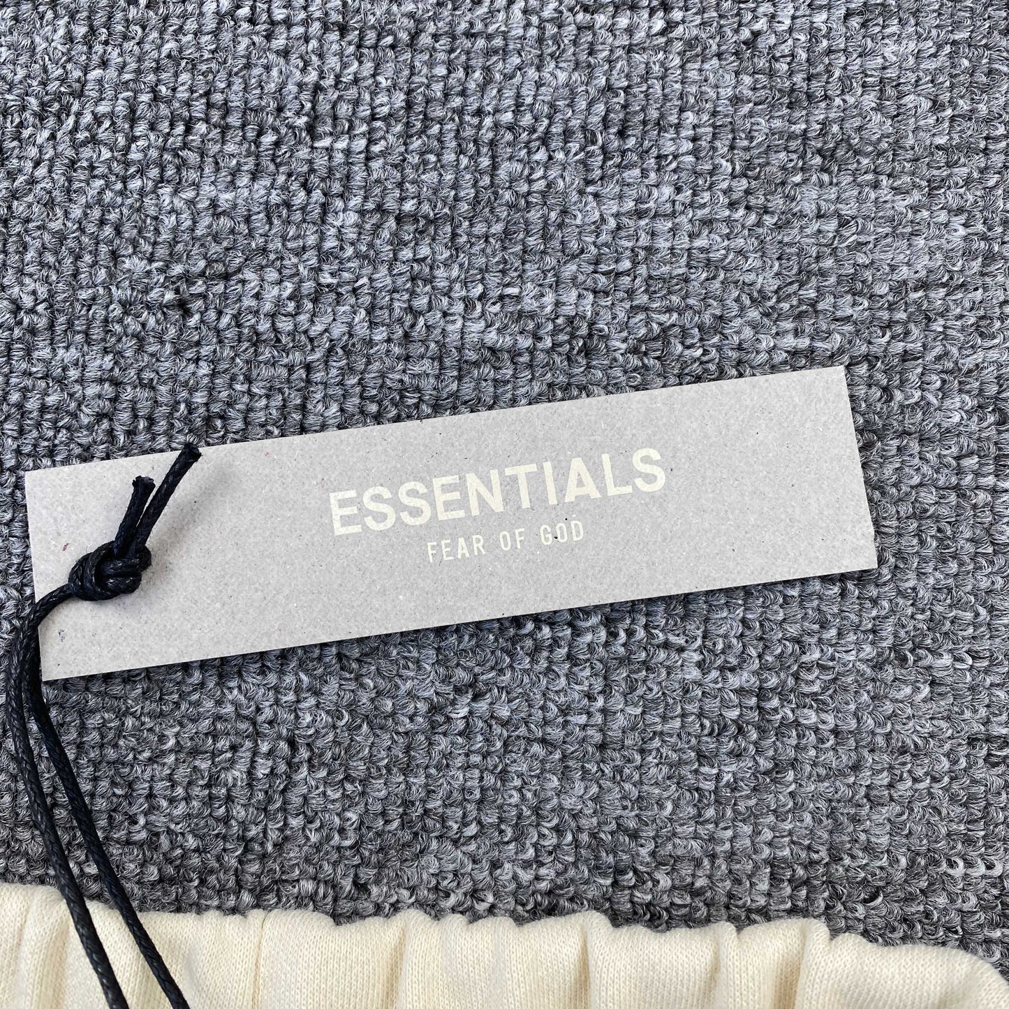 Fear of God Essentials Short 'White'