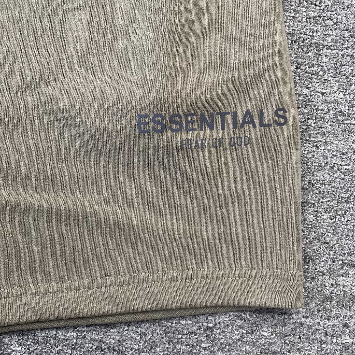 Fear of God Essentials Short 'White'