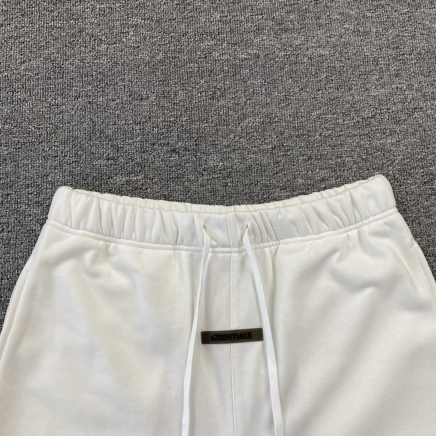 Fear of God Essentials Short 'White'