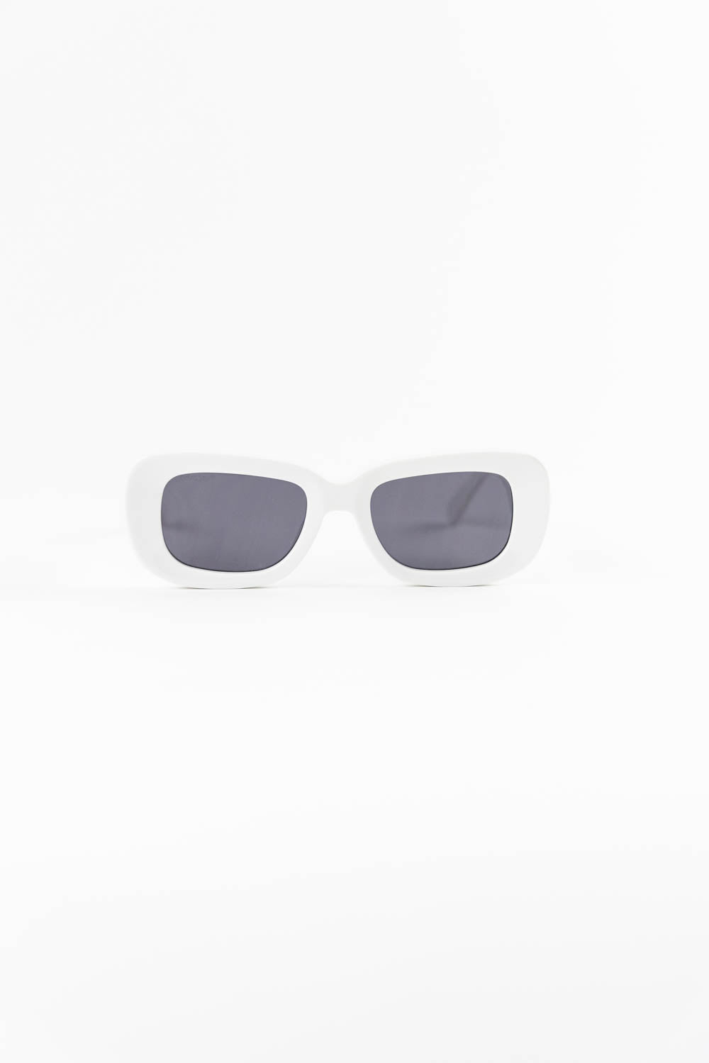 Off-White Carrara 50MM Oval Sunglasses White